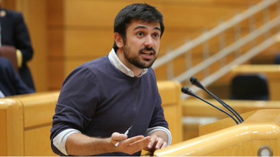 Sorpresa en la Asamblea de Madrid por la dimisión de Ramón Espinar