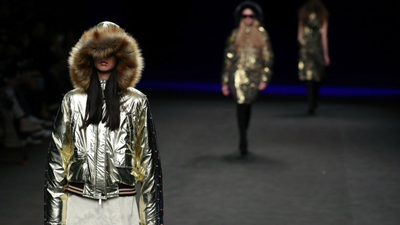 Custo, el rey del "glam"