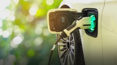 ¿Cuánto ahorraríamos invirtiendo en un coche eléctrico?