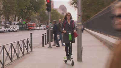 Piden instalar en Madrid más de 100.000 patinetes eléctricos, 10 veces más que el tope del Ayuntamiento