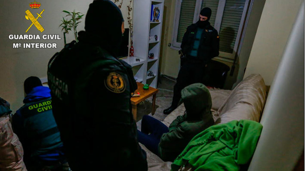 La Guardia Civil detiene en Zaragoza a un marroquí de 25 años acusado de adoctrinamiento yihadista