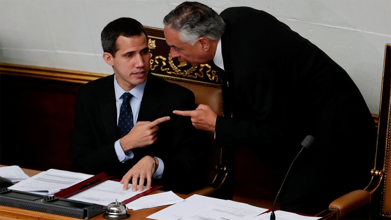 La Fiscalía venezolana pide que se prohíba a Guaidó salir de Venezuela