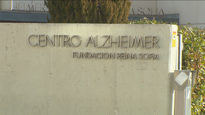 Denuncian la falta de medios y personal en una residencia  de Alzheimer en Vallecas