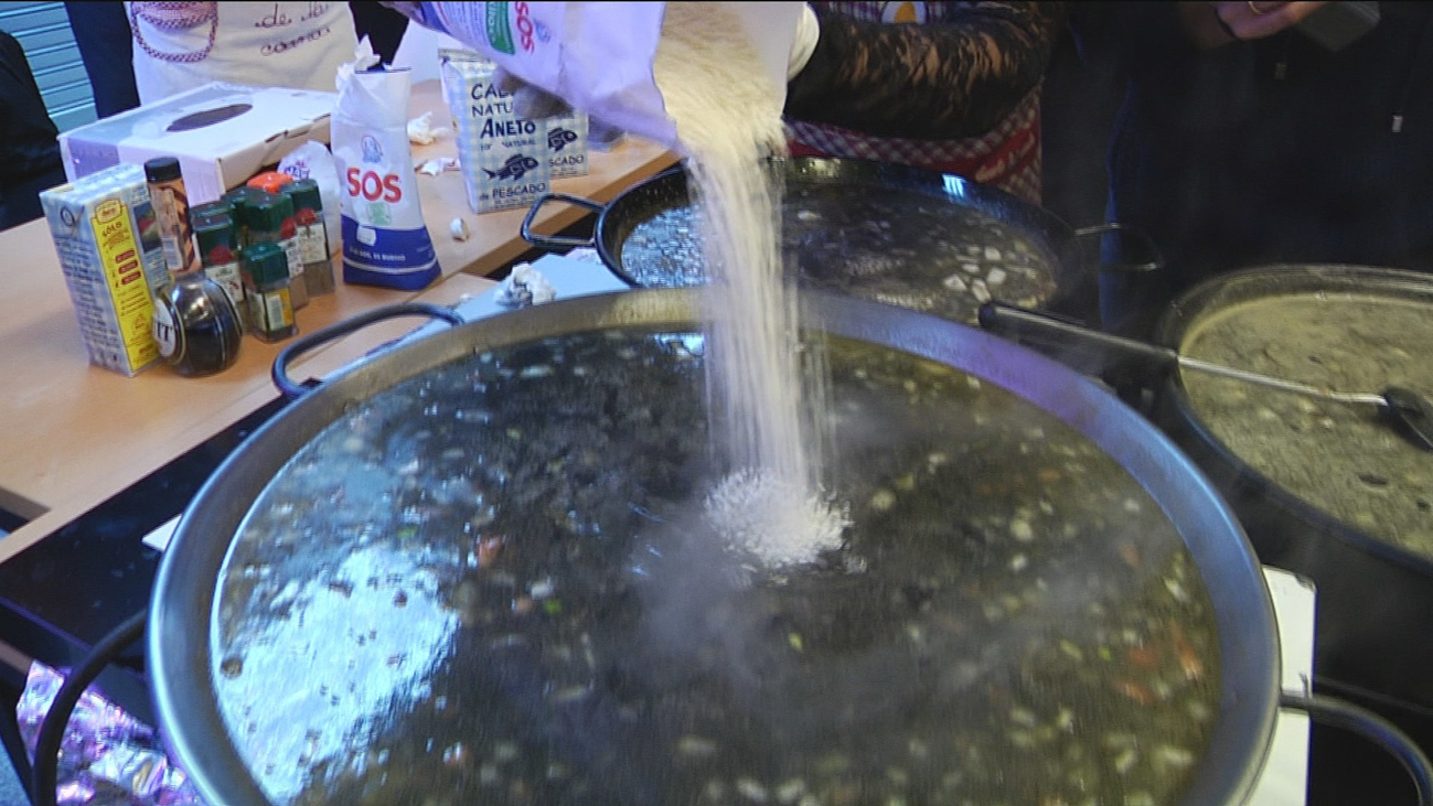 Arroz negro y macedonia para todos