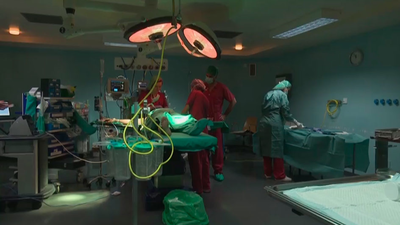 Así es la cirugía de una paciente con cáncer de mama