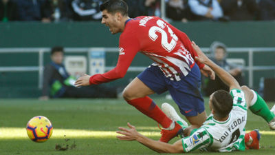 1-0. El Atlético no puede con el Betis ni con el VAR