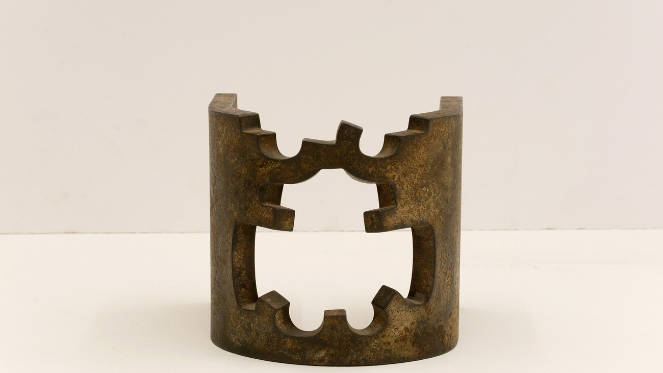 Exposición de Eduardo Chillida: esculturas, collages y piezas híbridas