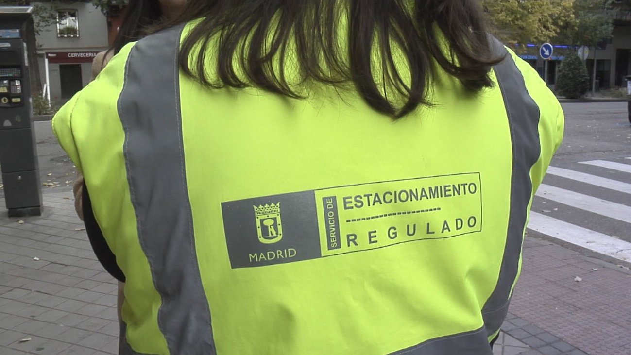 Los controladores del SER, hartos de agresiones, piden ser agentes de la autoridad