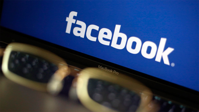 Facebook cumple 15 años rodeada de polémicas