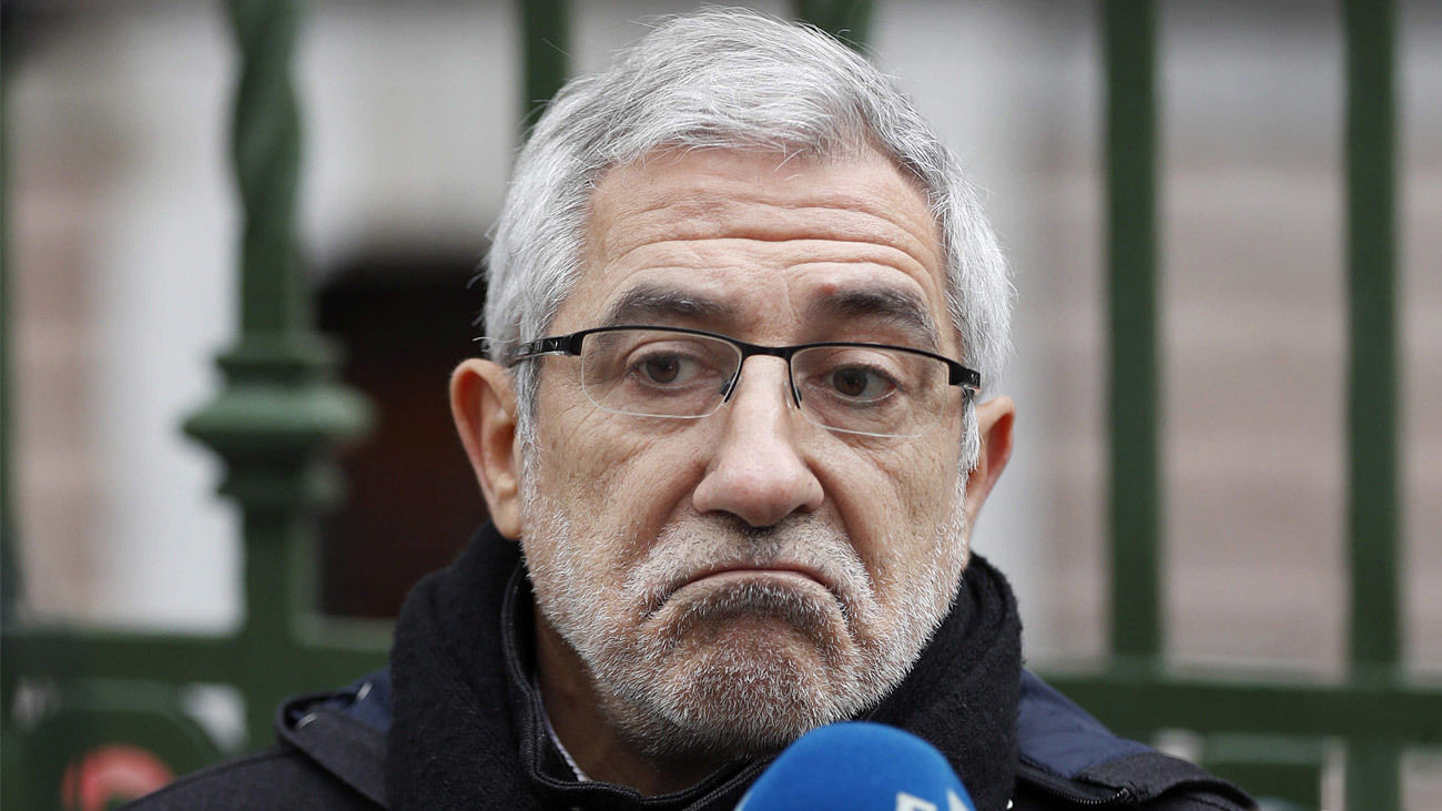 Llamazares: "debemos afrontar la reconstrucción de la izquierda que está en una voladura descontrolada"