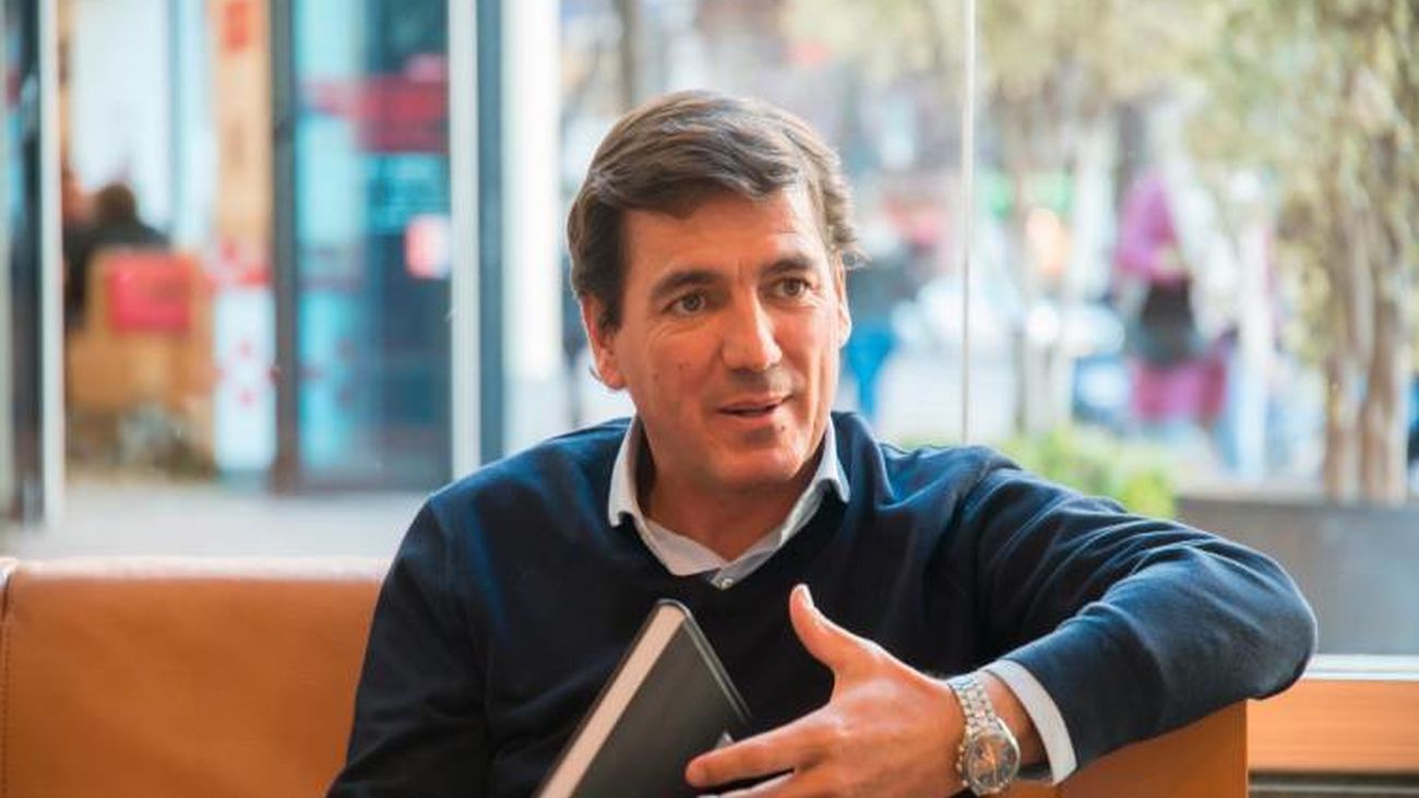 Entrevista  a Pepe Monserrate autor de "Elévate"