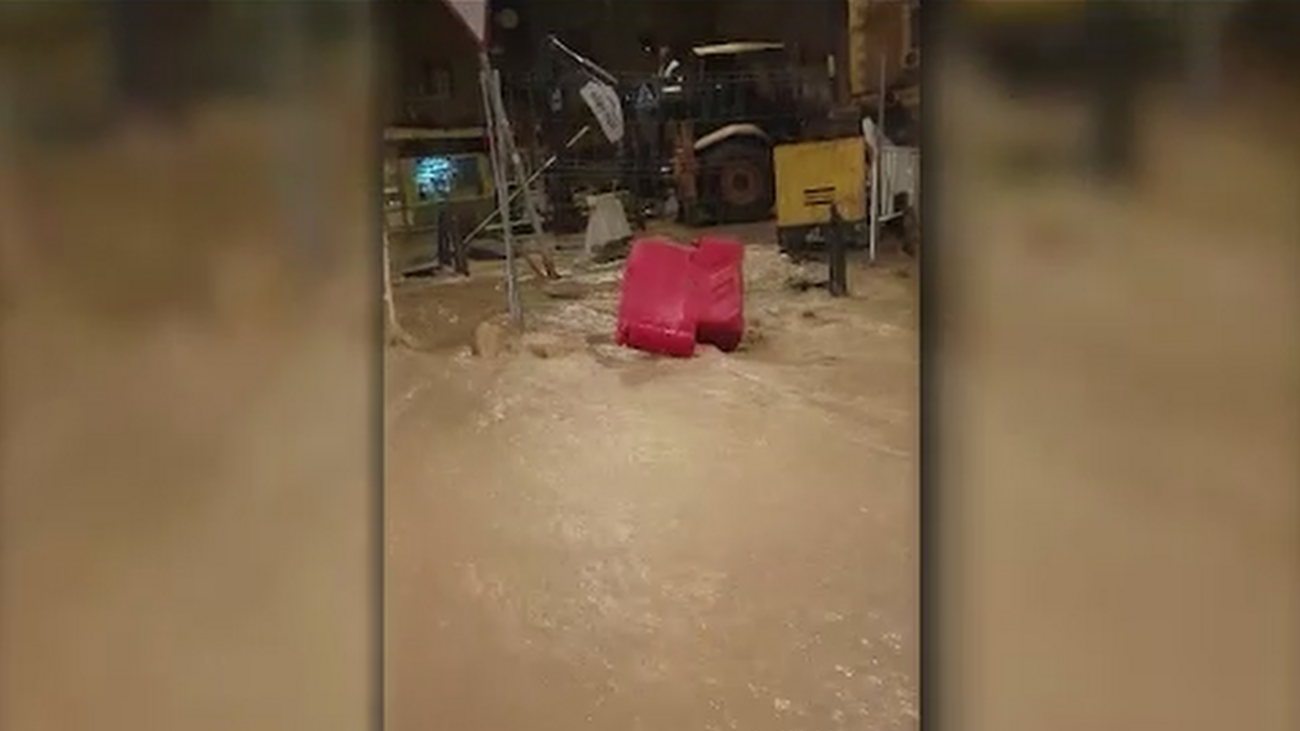 Una riada deja sin agua durante horas a los vecinos de La Alhóndiga (Getafe)