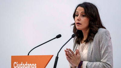 Inés Arrimadas: “El 'sanchismo' ha expulsado al PSOE del constitucionalismo”