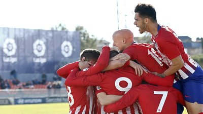 Gol de Poveda, del Atleti B, al Navalcarnero (1-0)
