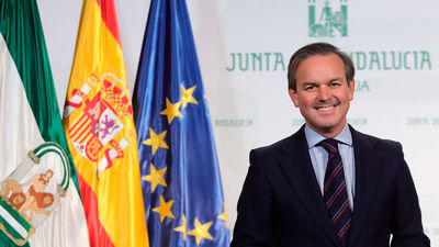 El consejero andaluz de Hacienda dimite por motivos de salud