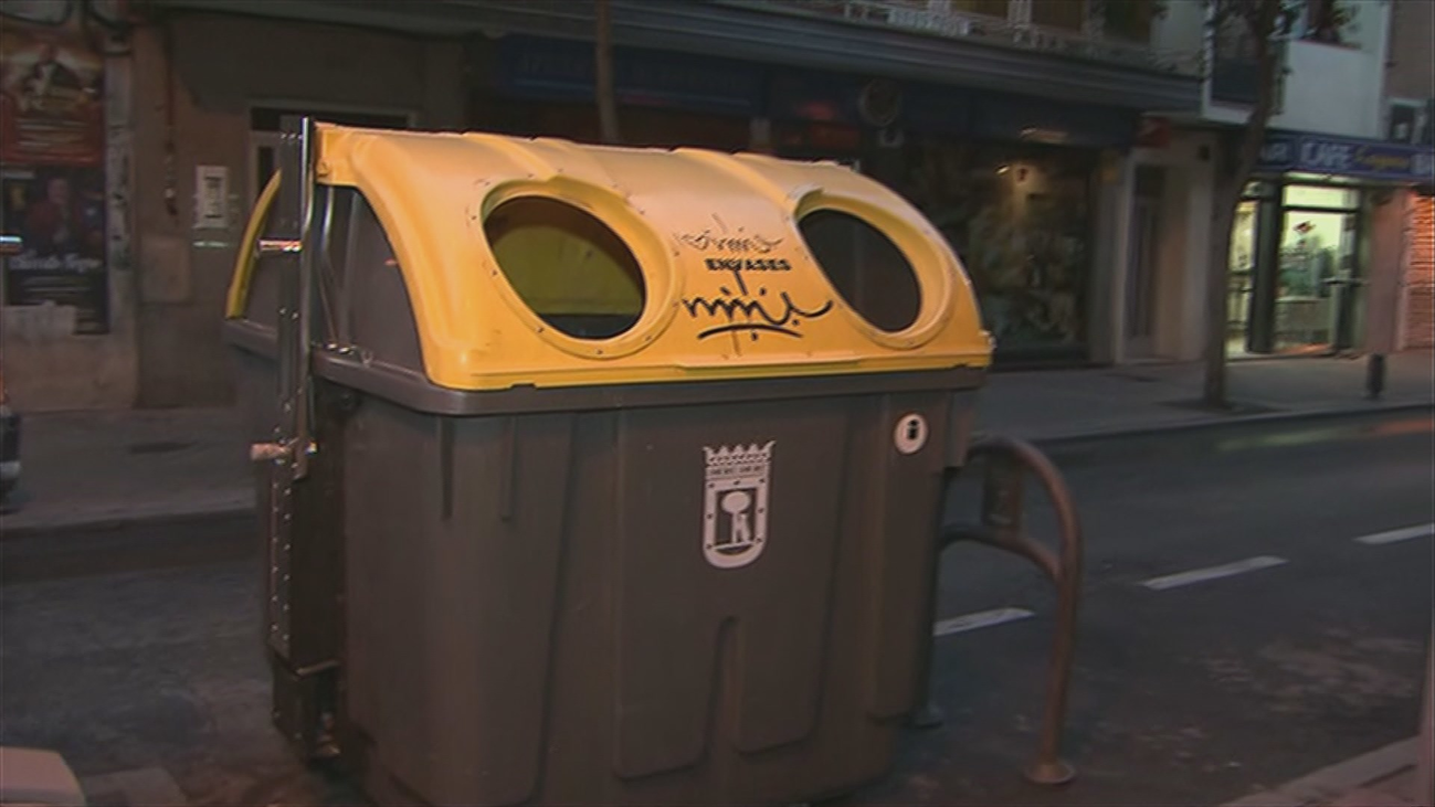 Se busca a la madre del bebé abandonado en un contenedor en Carabanchel