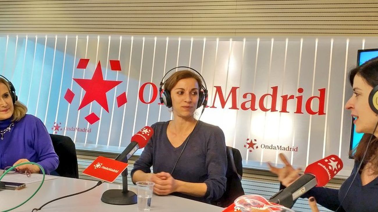 Noemi Climent y Rut Santamaría, protagonistas del espectáculo Cabaret Voltaire.