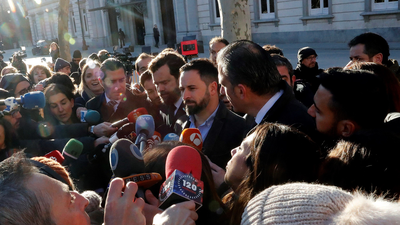 Abascal: "Que Torra no esté en el banquillo del 'procés' muestra que el golpe sigue vivo"