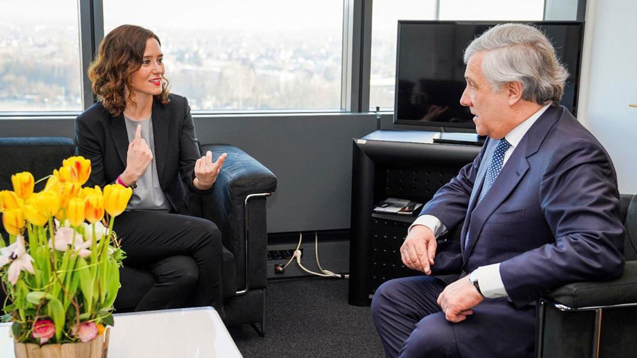 Díaz Ayuso asegura que "la educación y la Juventud serán prioritarios en mi proyecto"