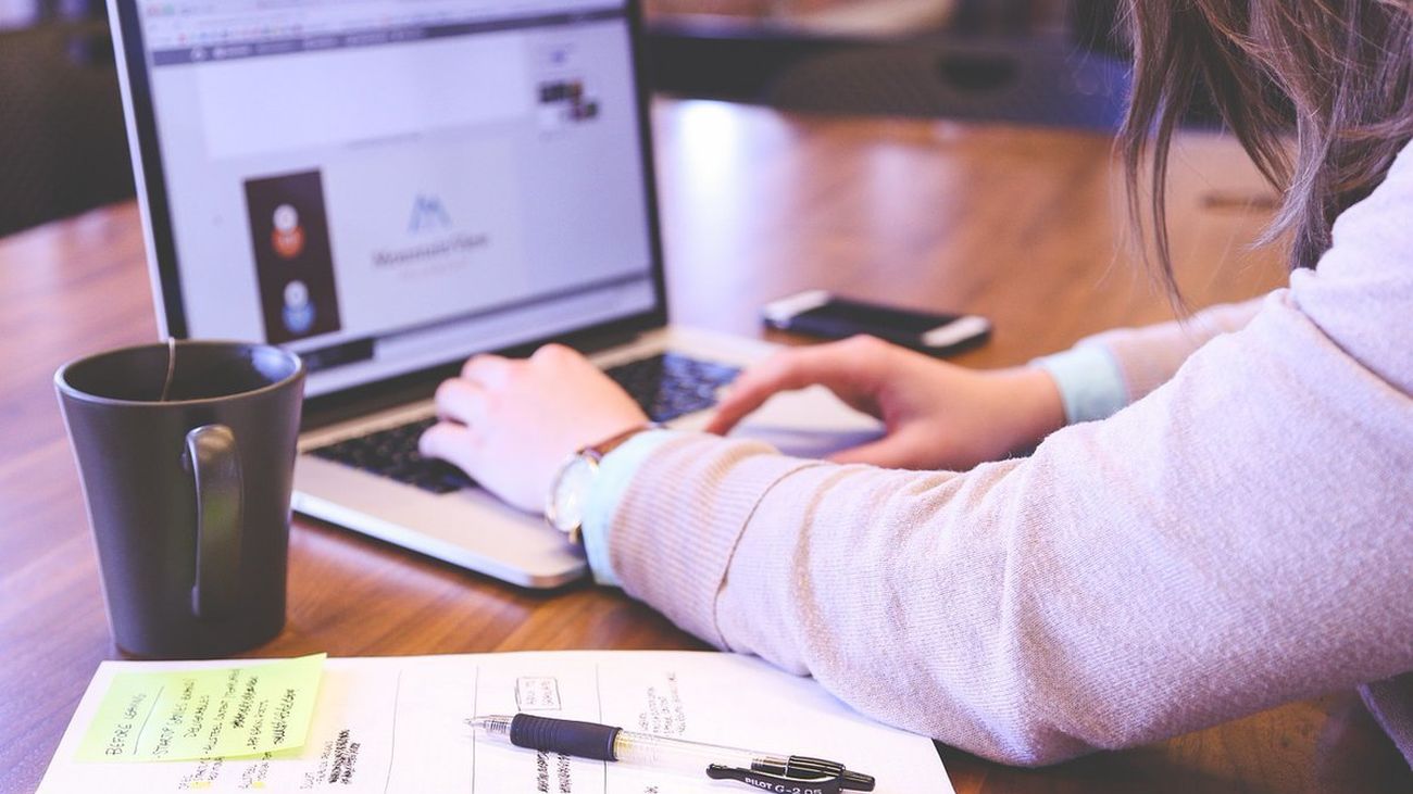 Campaña de ayuda a autónomas y emprendedoras en Collado Villalba