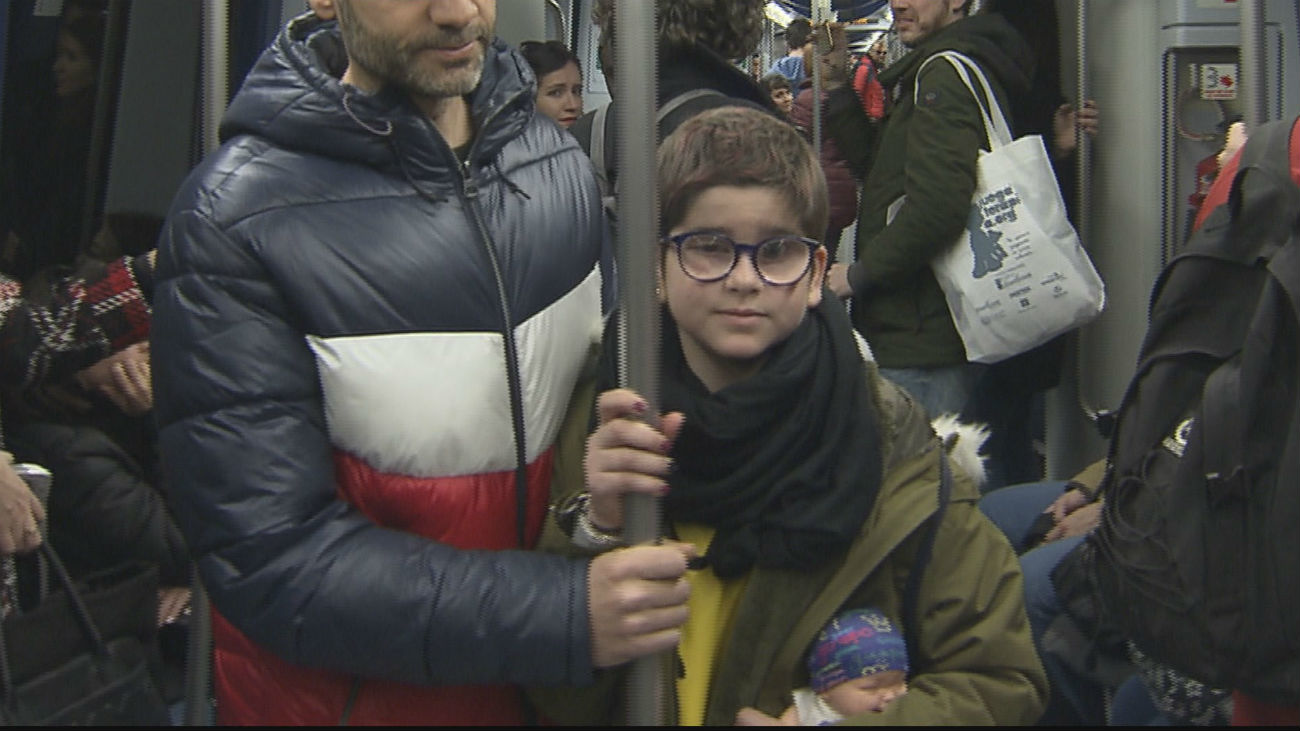 Claudia, una pequeña luchadora contra el cáncer infantil