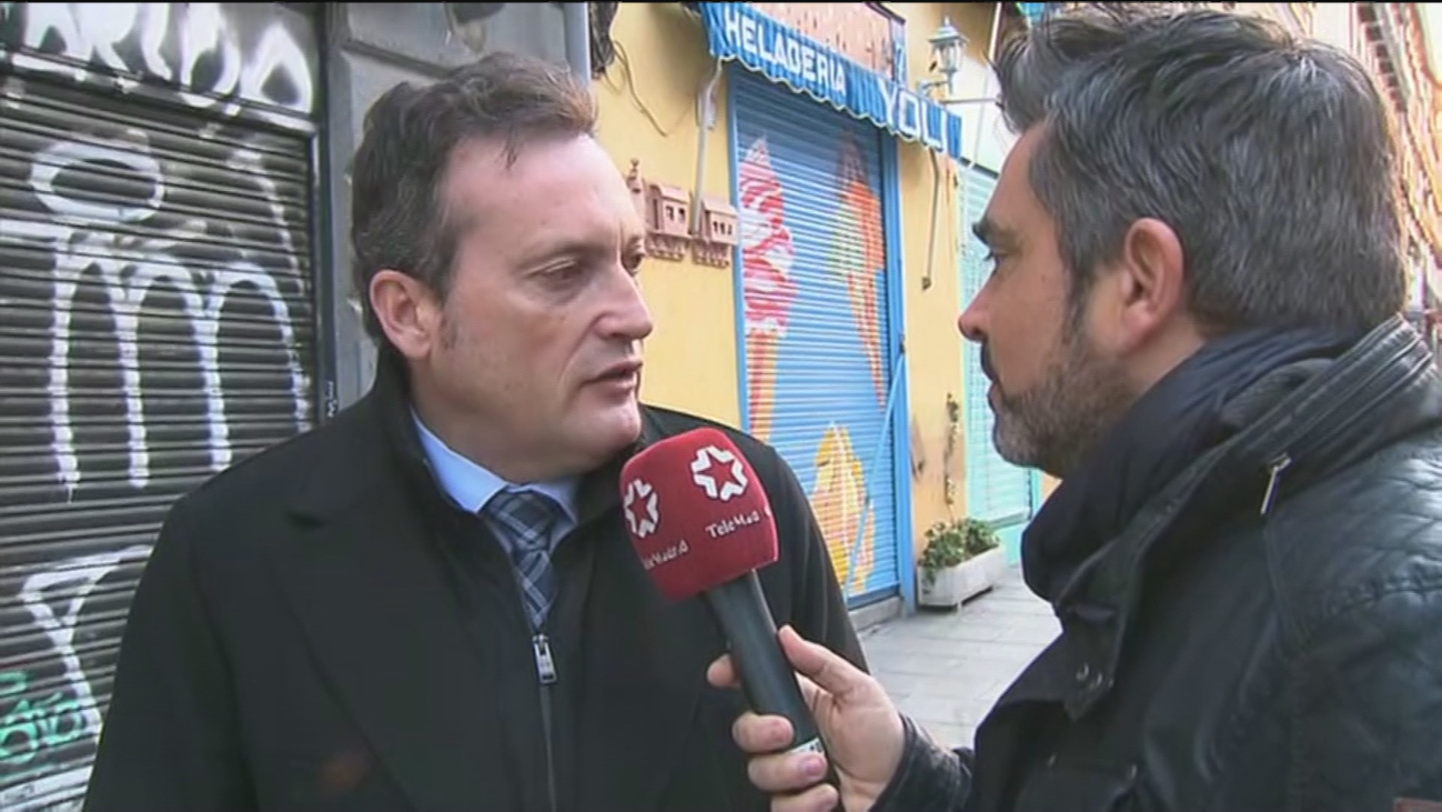 Lavapiés se solidariza con sus comercios y les cede gratis sus pases a Madrid Central