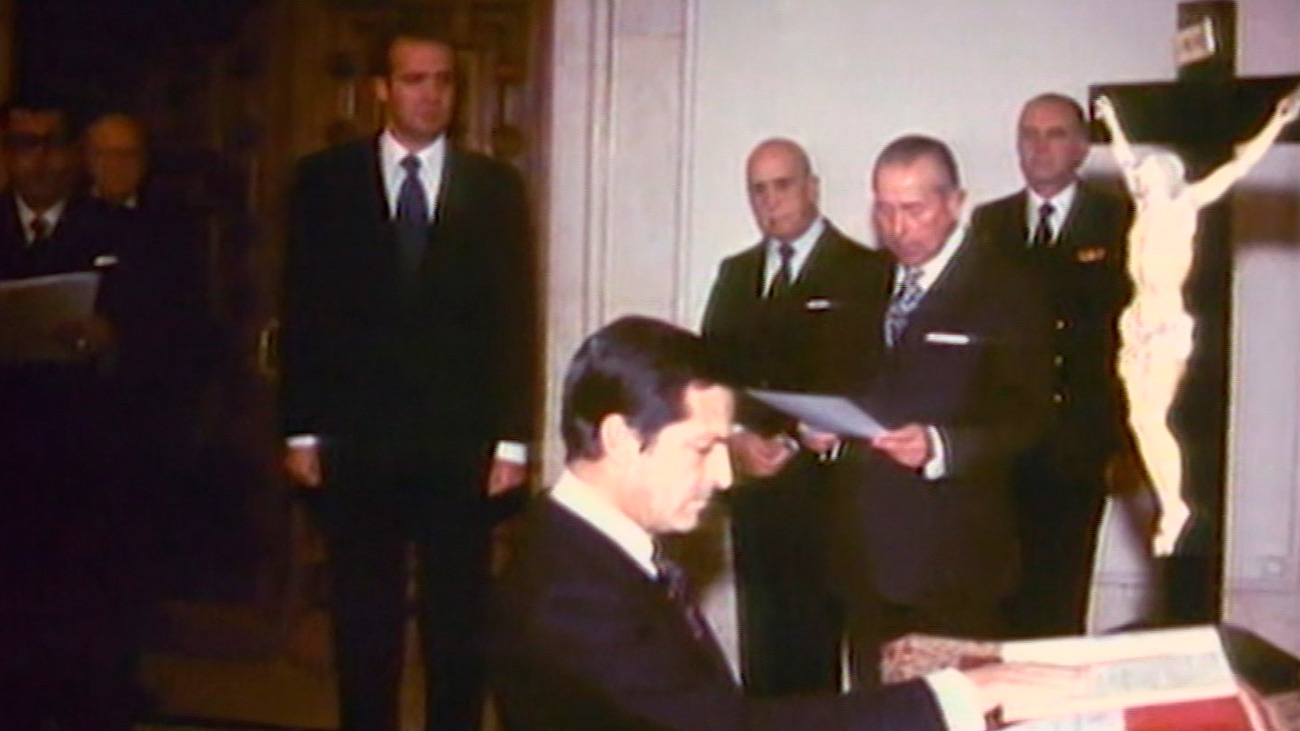 ¿Por qué el Rey se fija en Adolfo Suárez para ser presidente del gobierno?