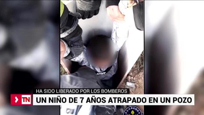 Liberan a un niño que cayó en un pozo en Murcia