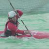 El lago de Pradolongo en Usera acoge kayak-polo, un deporte que busca visibilidad