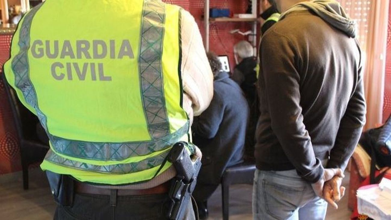 Más de 8.000 objetos falsificados, intervenidos en Cobo Calleja