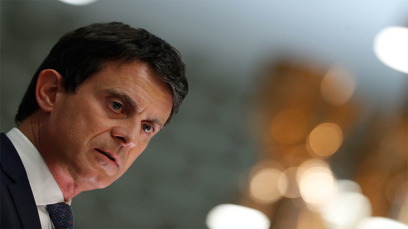 Valls avisa que Vox o Podemos son "distintas caras del mismo monstruo"