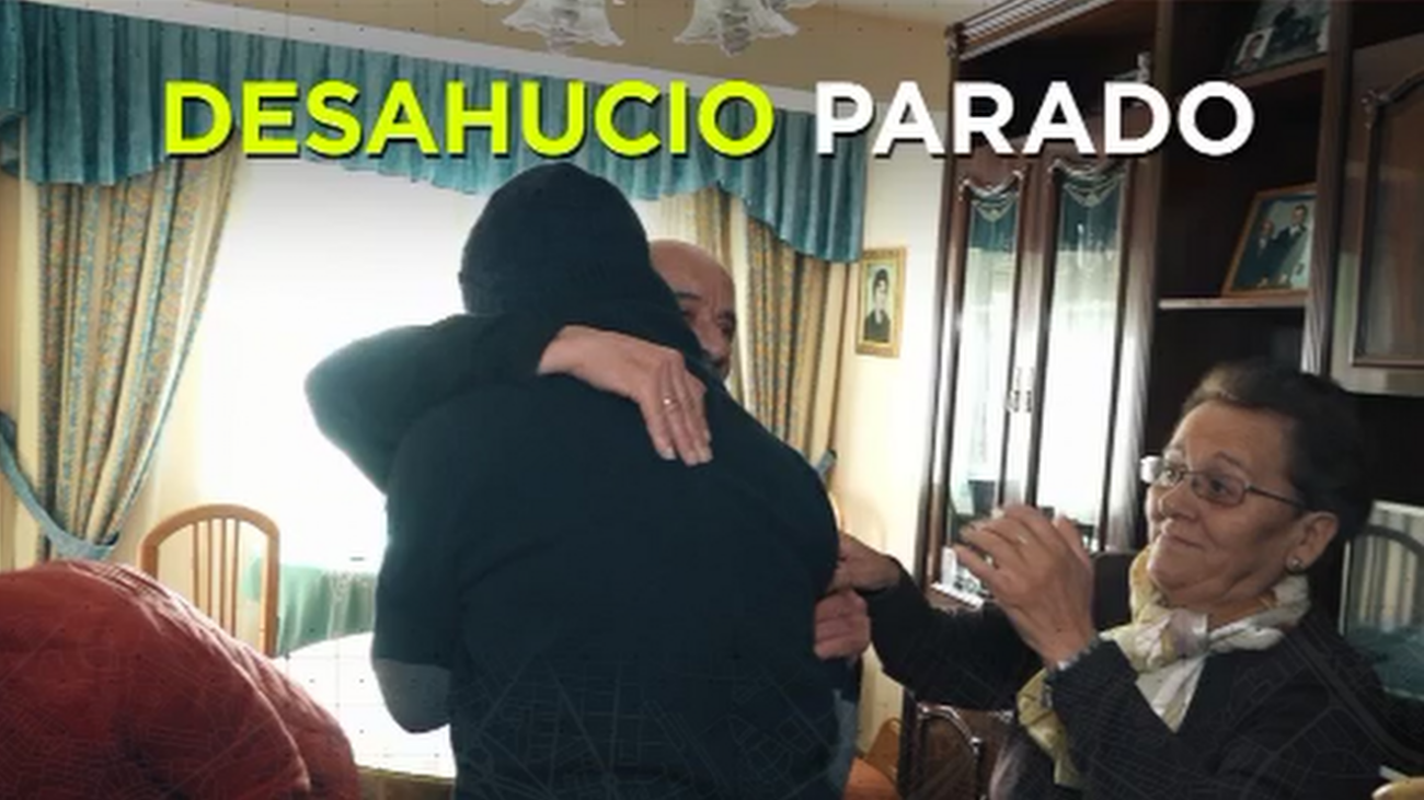 Carlos, arrepentido por provocar que sus padres hayan estado cerca del desahucio