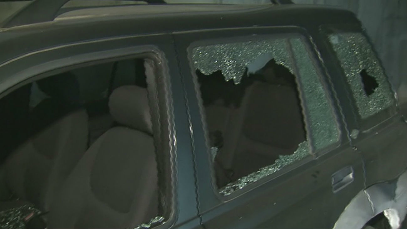 Rompen las lunas de 6 coches y una furgoneta en Boadilla