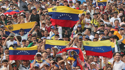 Maduro cierra la frontera de Venezuela con Brasil