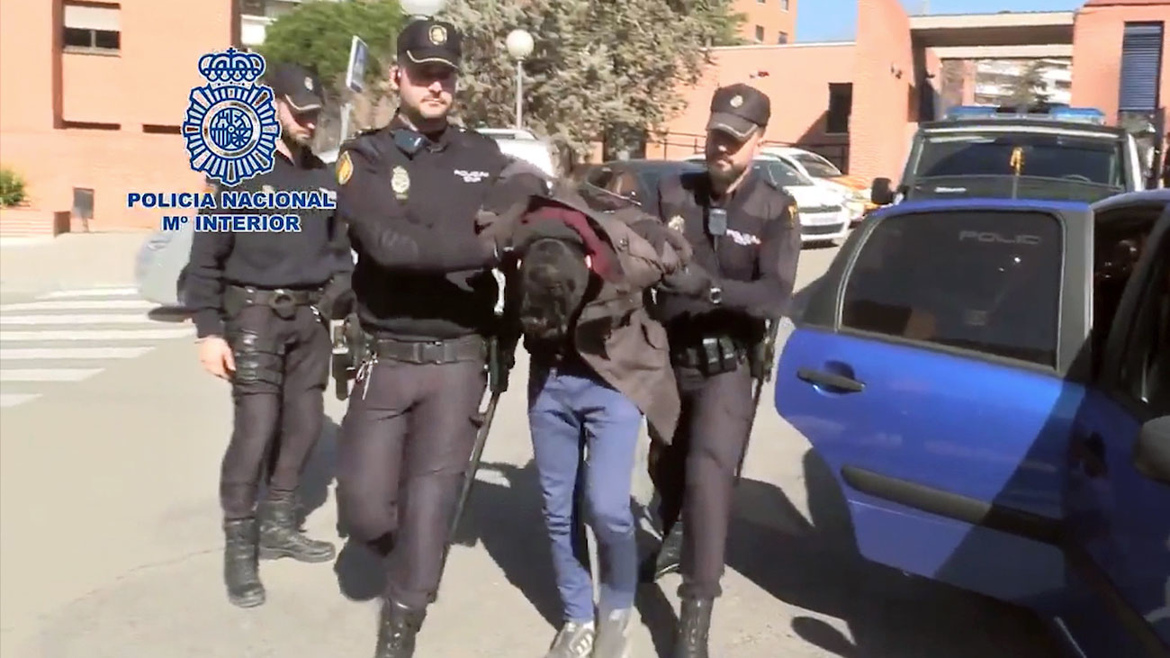 El detenido en Ventas por descuartizar a su madre se comió partes del cadáver