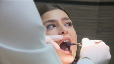 Los odontólogos advierten del peligro de comprar férulas para la boca en Internet