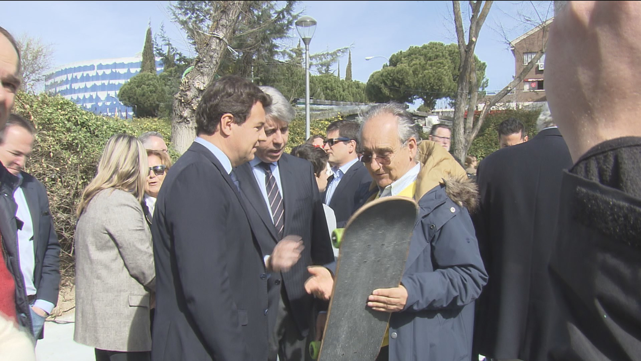 Inaugurada una pista de skate en Las Rozas en homenaje a Ignacio Echevarría