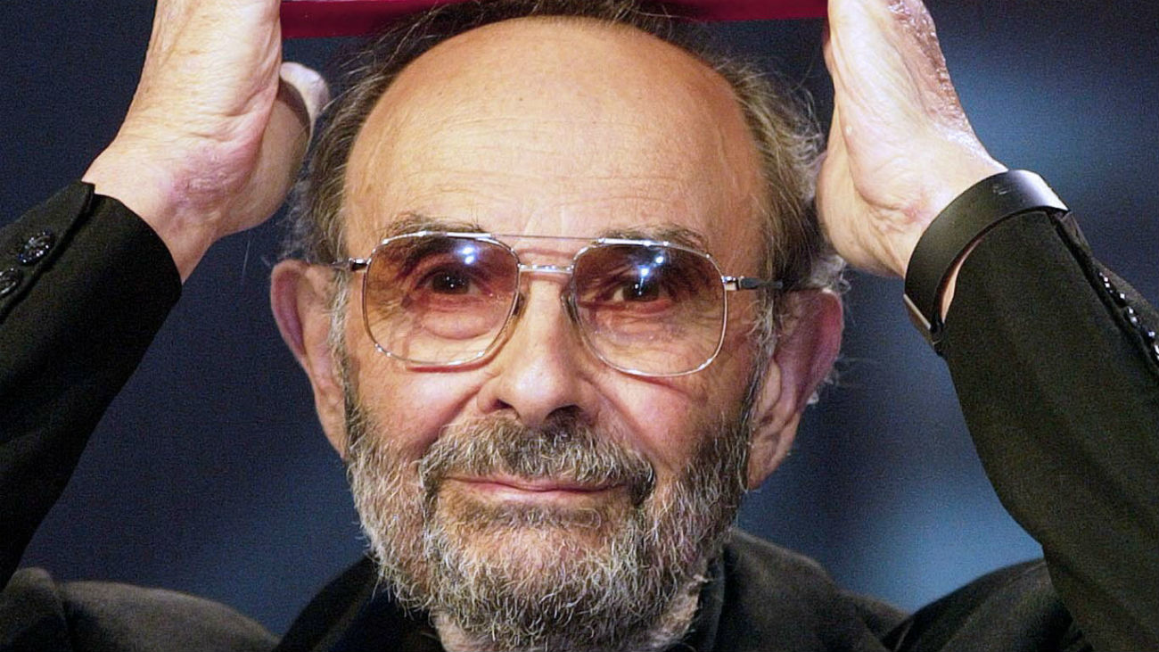 Muere a los 94 años Stanley Donen, director de "Cantando bajo la lluvia"