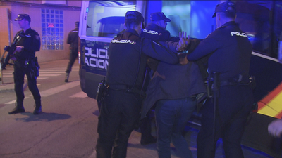 El acusado de descuartizar y comerse a su madre ingresa en Soto del Real