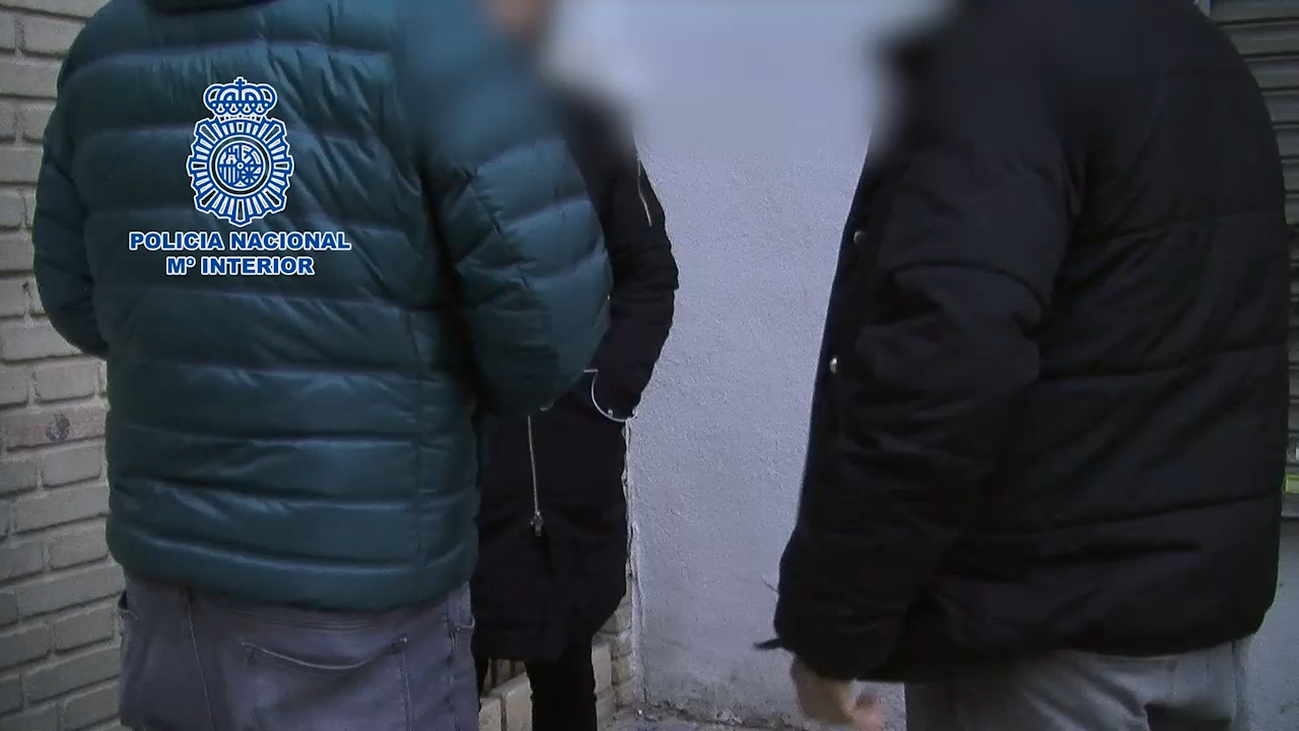 La Policía alerta de la difusión no consentida de cientos de vídeos sexuales en Internet