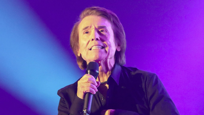 Entrevista a fondo con Raphael