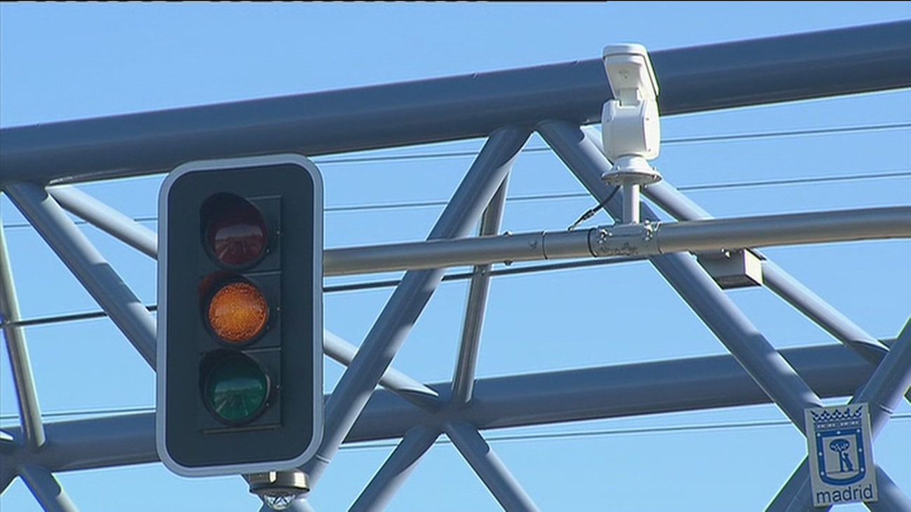 Así cambia la A-5: semáforos, un carril-bus, velocidad de 70km/h...