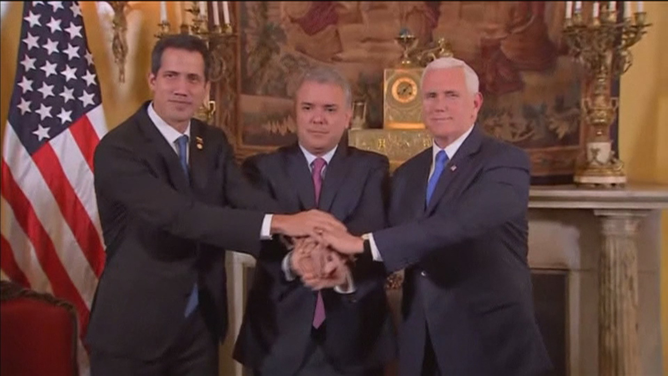 Pence a Guaidó: "Estamos con usted al 100%"