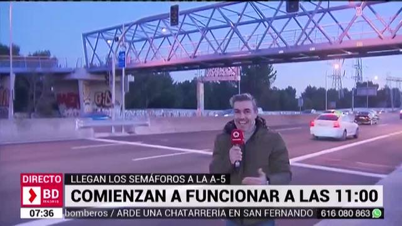 Los semáforos de la A-5 entran en funcionamiento a las 11 de la mañana