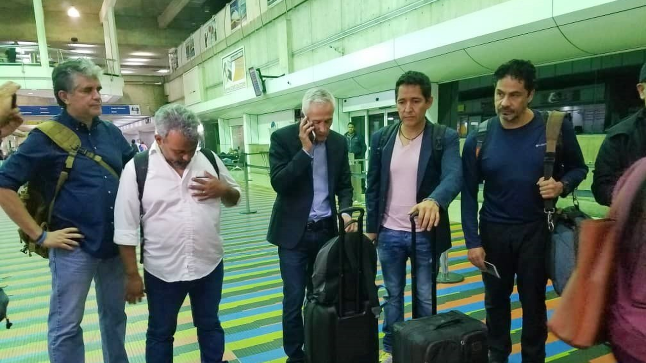 Periodistas deportados de Venezuela tras una entrevista a Nicolás Maduro