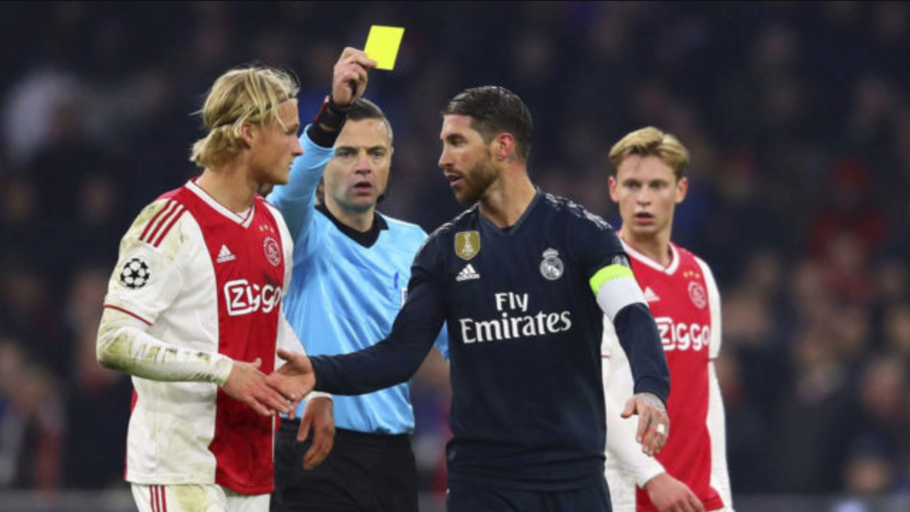 La UEFA expedienta a Ramos por forzar la amarilla ante el Ajax