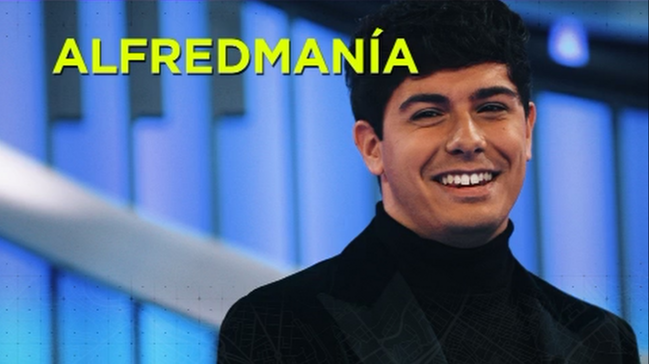 Alfred García nos enseña a lanzar su grito de guerra previo a un concierto