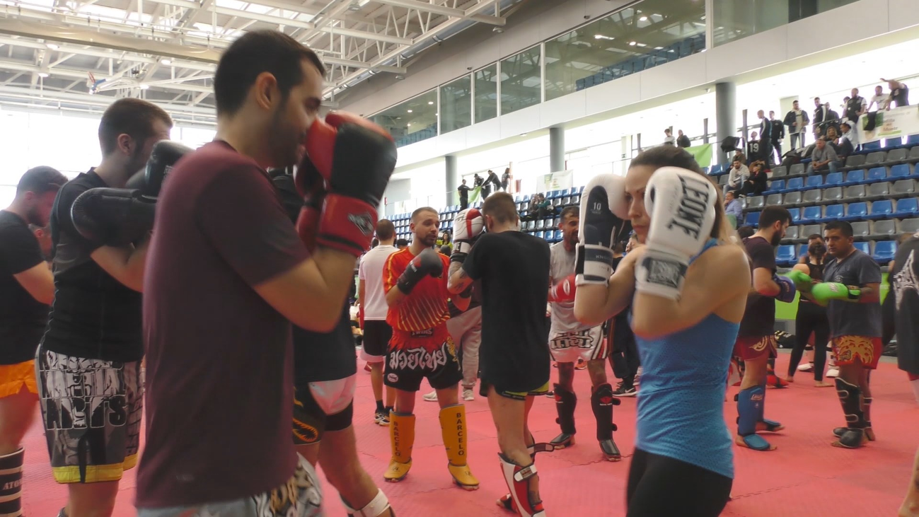 'Luchadores contra el cáncer', Boadilla boxea contra el cáncer infantil