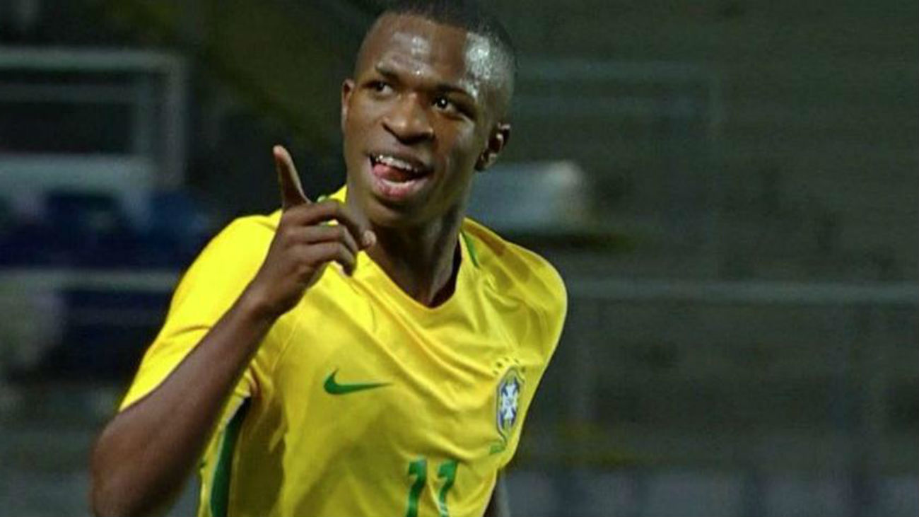 Brasil convoca por primera vez a Vinicius