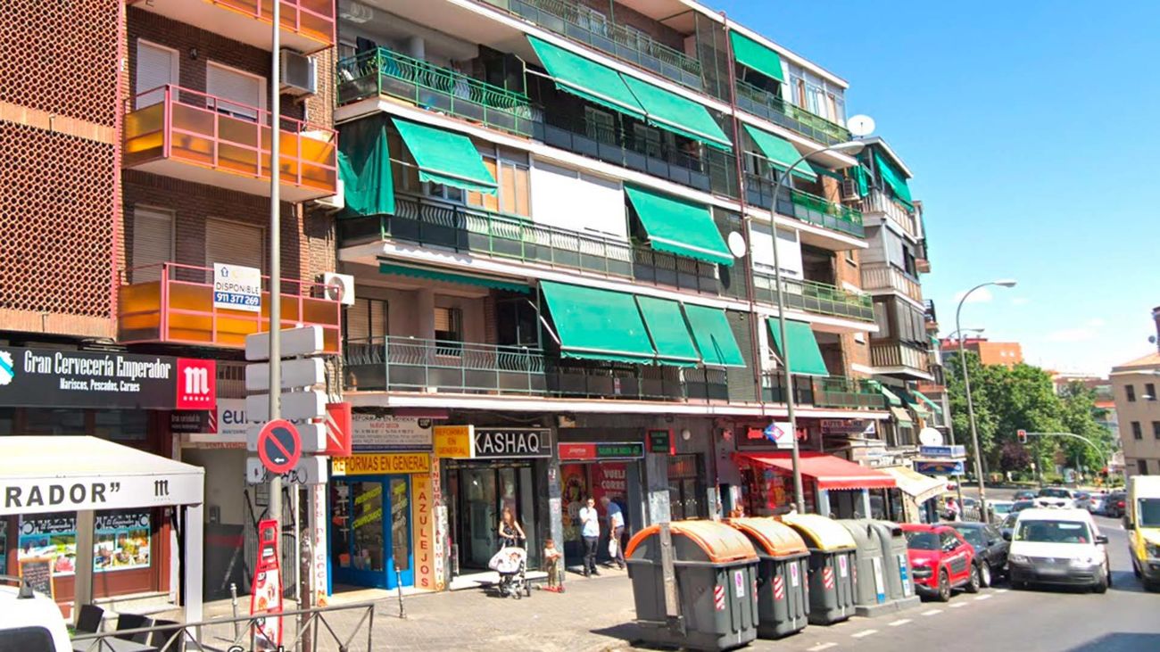 Edificio de la calle Eugenia de Montijo, en Carabanchel, el distrito donde más ha aumentado el precio del alquiler en los últimos cuatro años
